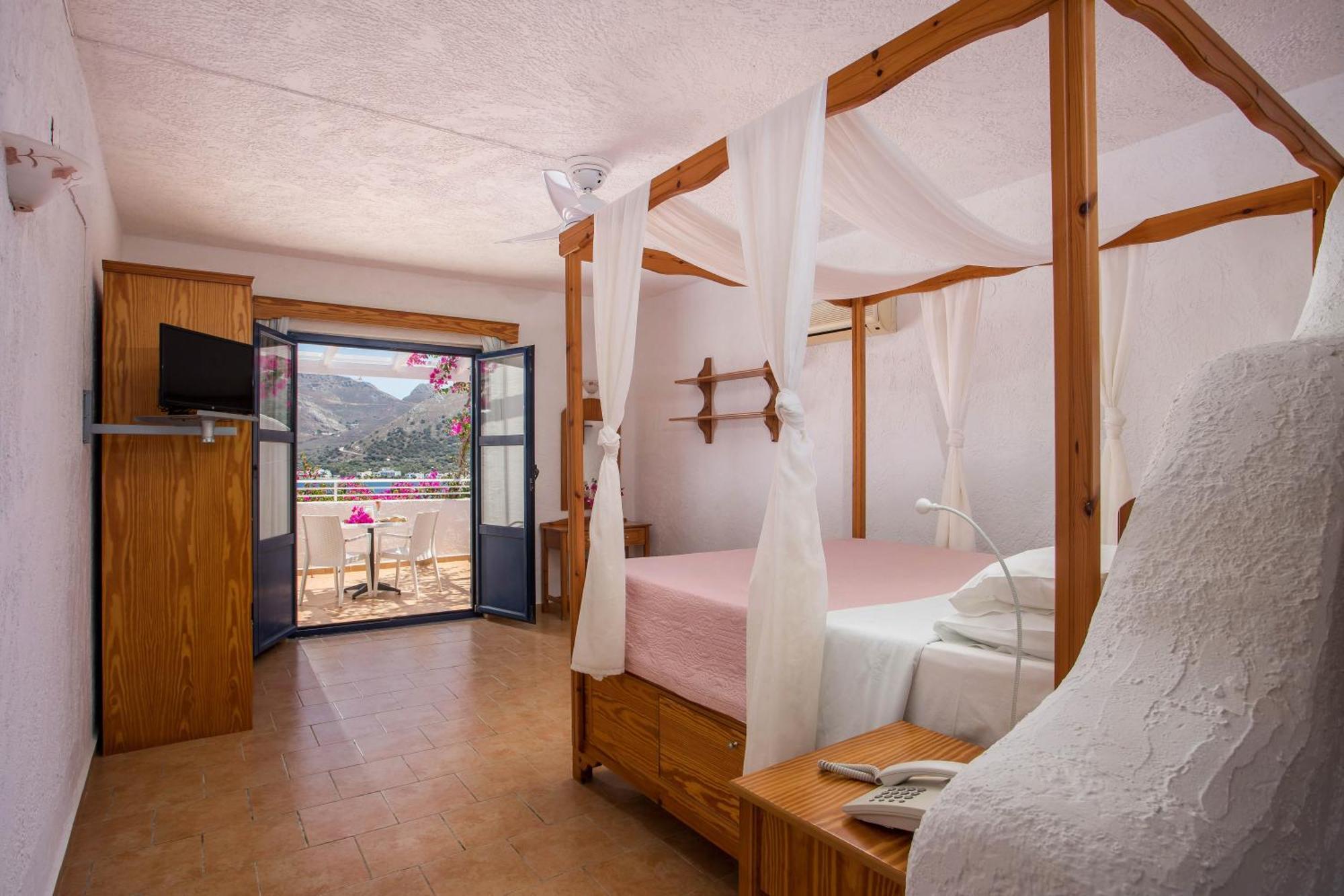 Ilidi Rock Aparthotel Livadia  Luaran gambar