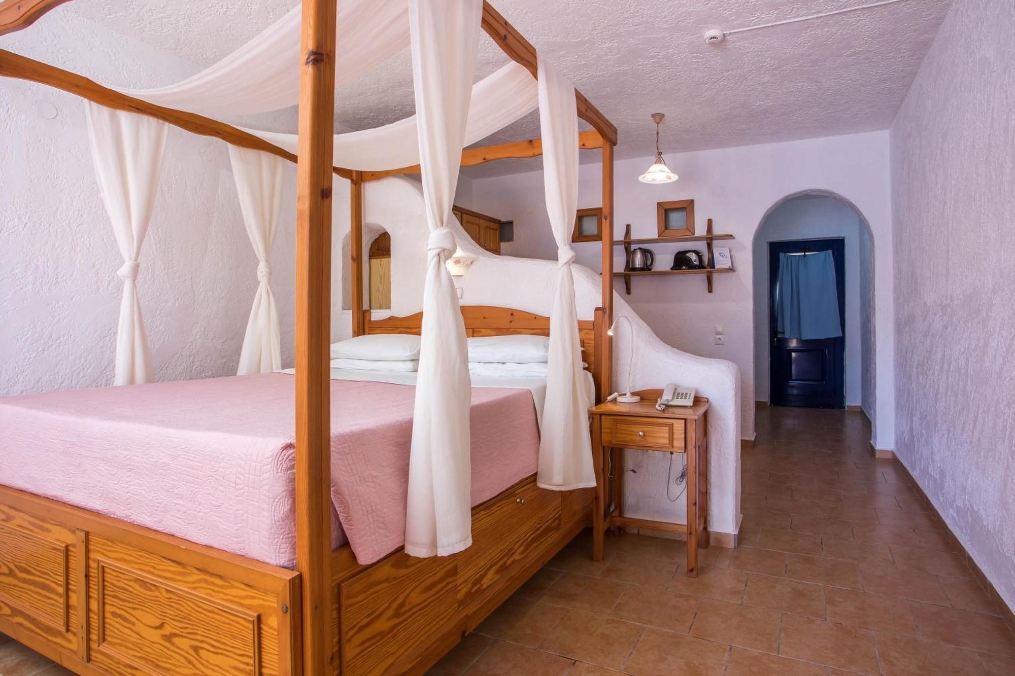 Ilidi Rock Aparthotel Livadia  Luaran gambar